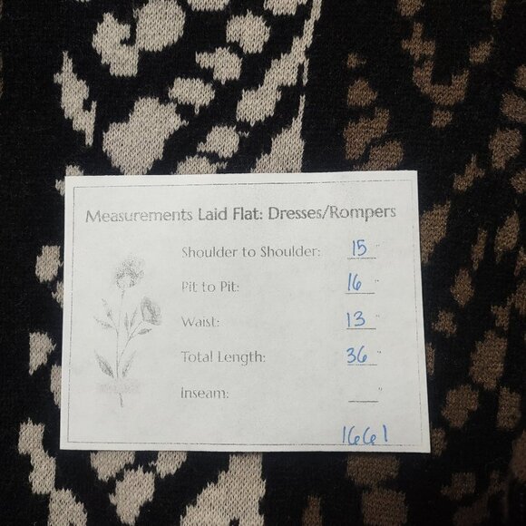 Carmen Marc Valvo Patterned Sweater Dress Petite Size Medium - Picture 8 of 8